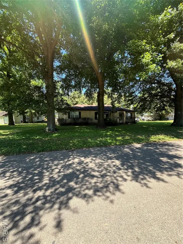711 Lester ST, Kennett, MO 63857