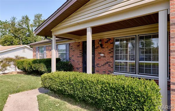 4111 Lockport DR, Bridgeton, MO 63044