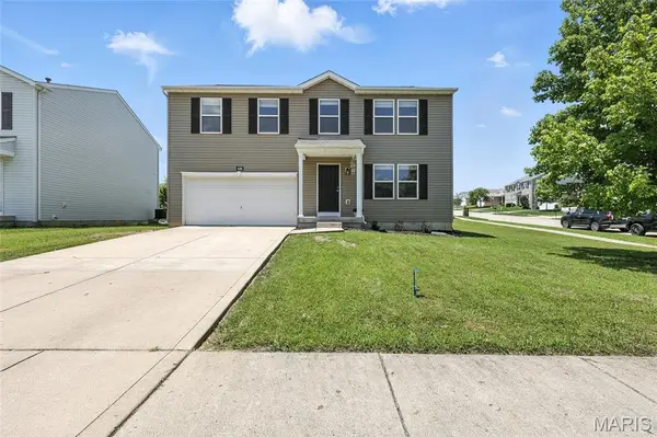 429 Red Coat TRL, Wentzville, MO 63385