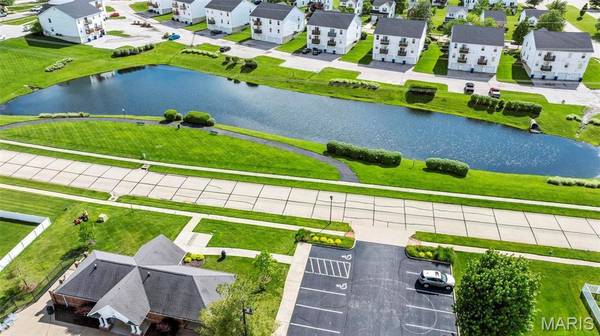 628 Homerun DR #11N, O'fallon, MO 63366