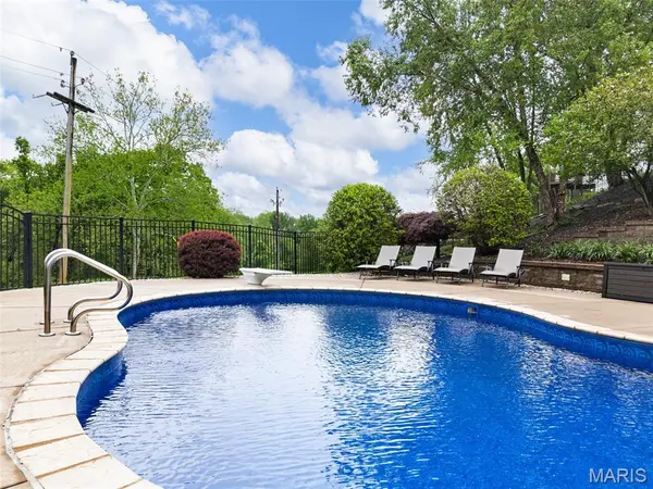 4304 Austin Pass CT, St Charles, MO 63304