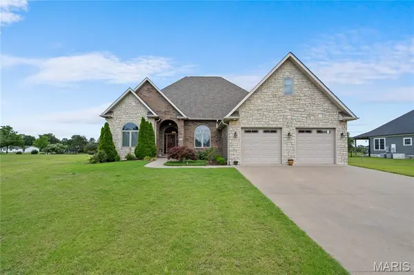 108 Jennings LN, Sikeston, MO 63801