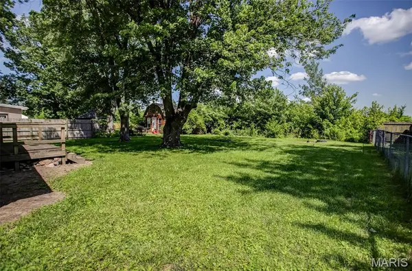 515 Mobile ST, Brighton, IL 62012