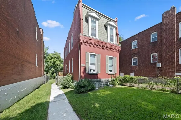 3615 Nebraska AVE, St Louis, MO 63118