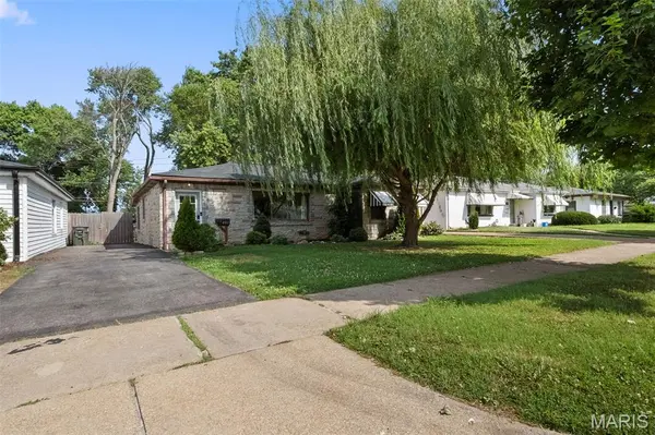 4437 S 39th ST, St Louis, MO 63116