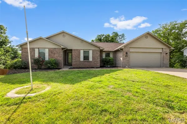 2449 Brittany DR, Jackson, MO 63755