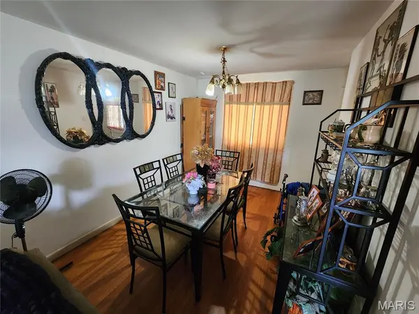 9340 Bellefontaine RD, Bellefontaine Nghbrs, MO 63137