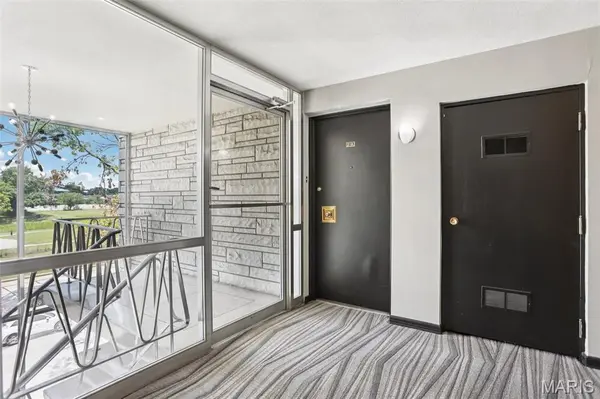 520 S Brentwood BLVD #3A, St Louis, MO 63105