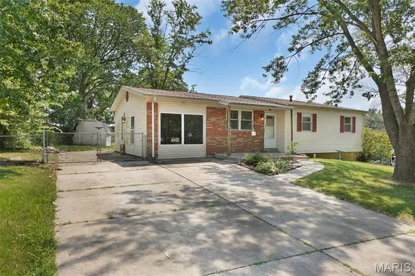 186 Green Acres DR, Old Monroe, MO 63369