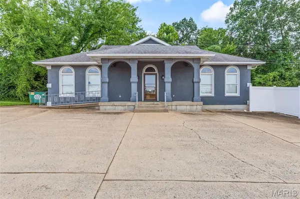 819 E Main ST, Park Hills, MO 63601