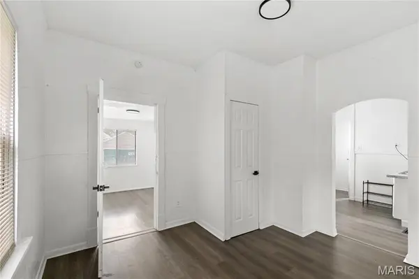 6540 Avalon AVE, University City, MO 63130