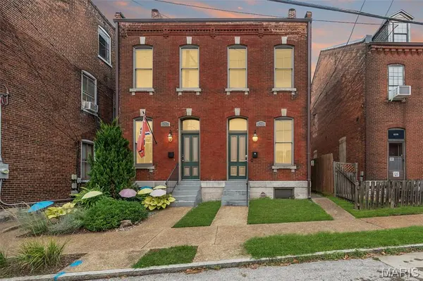1214 Lynch ST, St Louis, MO 63118