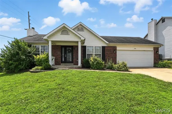 1302 Bryan Valley DR, O'fallon, MO 63366