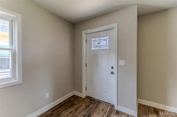 371 N Washington AVE, Lebanon, MO 65536