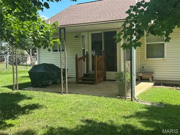107 Carrington BLVD, Troy, MO 63379