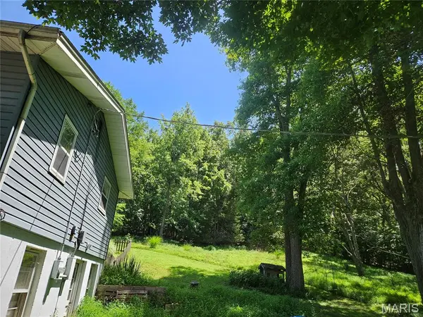 8000 Glenn DR, Barnhart, MO 63012