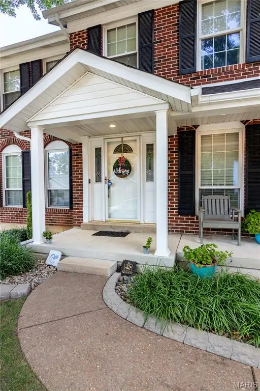 1857 Harbor Mill DR, Fenton, MO 63026