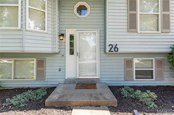 26 Devondale PL, St Peters, MO 63376