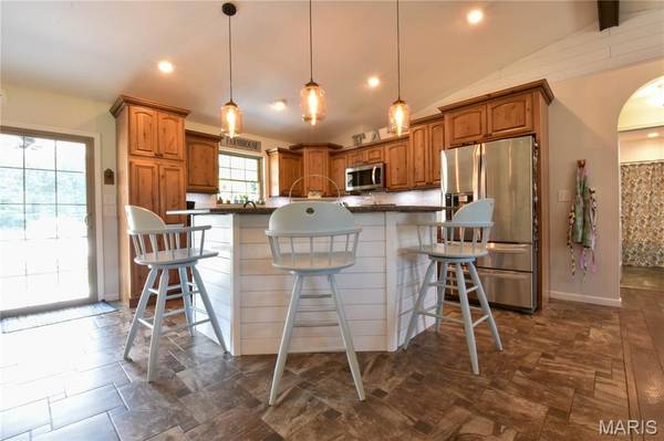 8030 Brickyard Hill Road RD, Worden, IL 62097