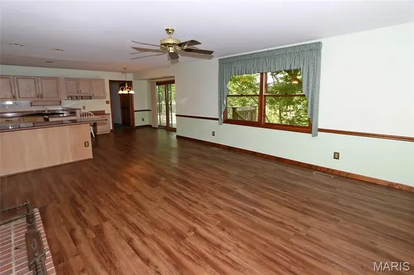 7 W North ST, Eureka, MO 63025