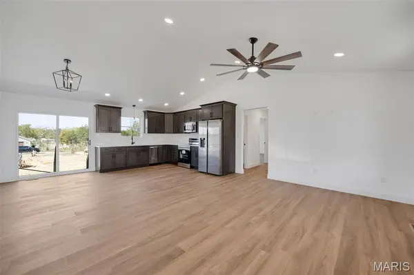 10233 Riehl Farm DR, Potosi, MO 63664