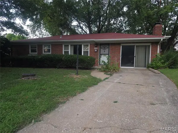 44 Gatewood CT, Belleville, IL 62226
