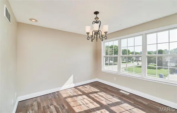 705 S 5th ST, Caseyville, IL 62232