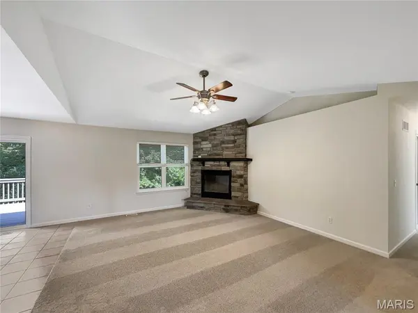 191 Gardenia DR, Troy, MO 63379