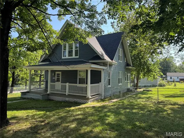 104 S Main ST,  Gerald,  MO 63037