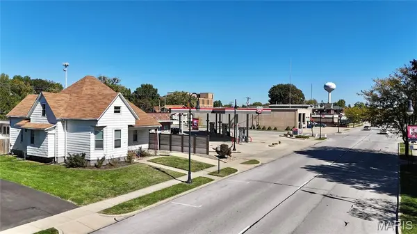 611 W Main ST, Collinsville, IL 62234