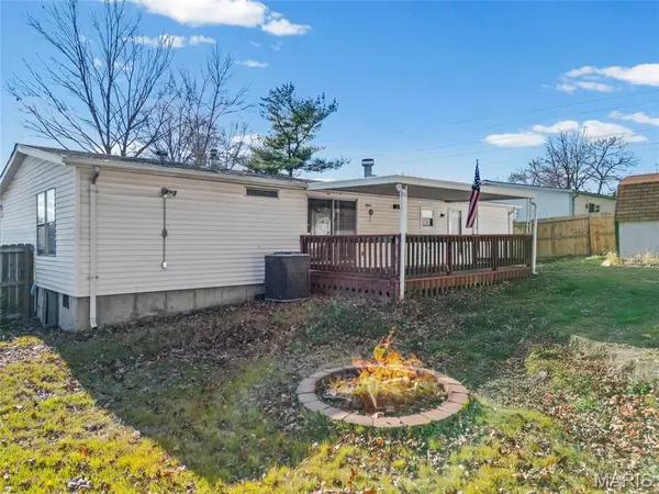 4635 White Ash DR, High Ridge, MO 63049