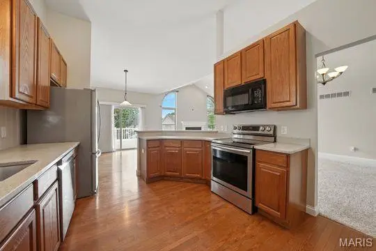 117 Blue Water DR, St Peters, MO 63366