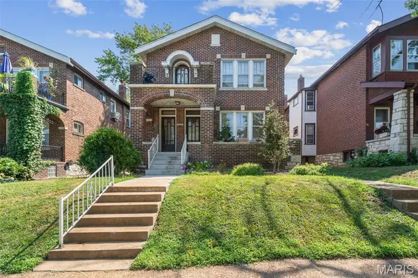 5052 Tholozan AVE, St Louis, MO 63109