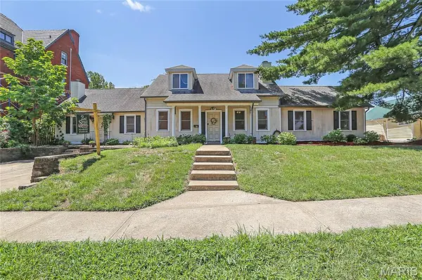 104 E 2nd ST, Hermann, MO 65041