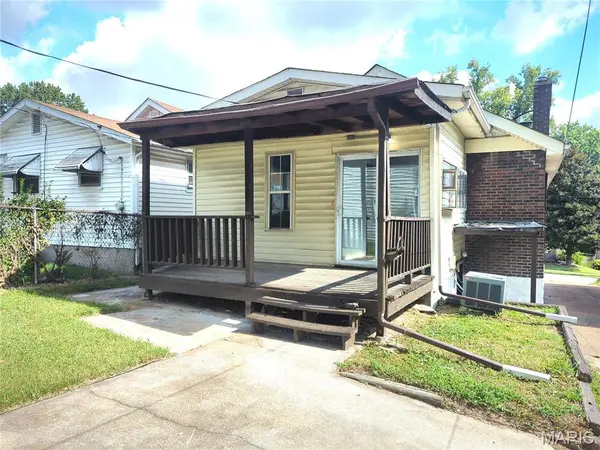 7116 Edison AVE, Velda City, MO 63121