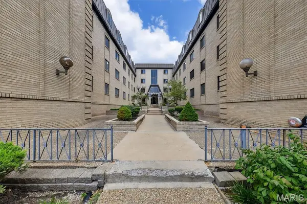 4355 Maryland AVE #130, St Louis, MO 63108