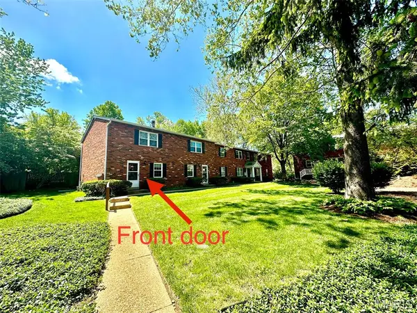 1041 N Clay AVE #C1 G9, Kirkwood, MO 63122