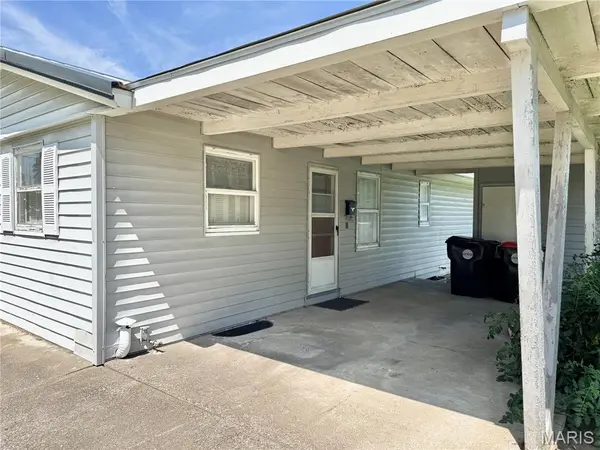 206 E Church ST, Palmyra, MO 63461