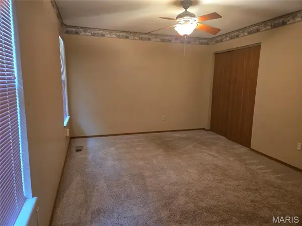 814 Notre Dame DR, O'fallon, MO 63366