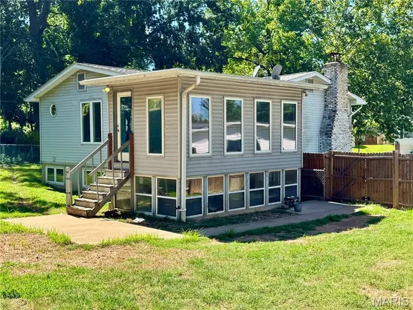 524 Jennifer CT, Festus, MO 63028
