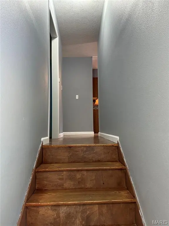 23 Dogwood CIR, Waynesville, MO 65583