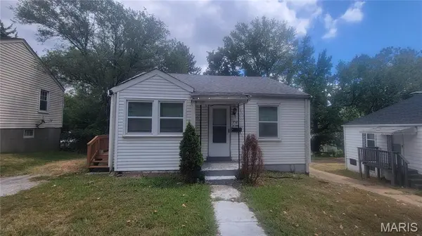 7121 Lamont DR, Jennings, MO 63136