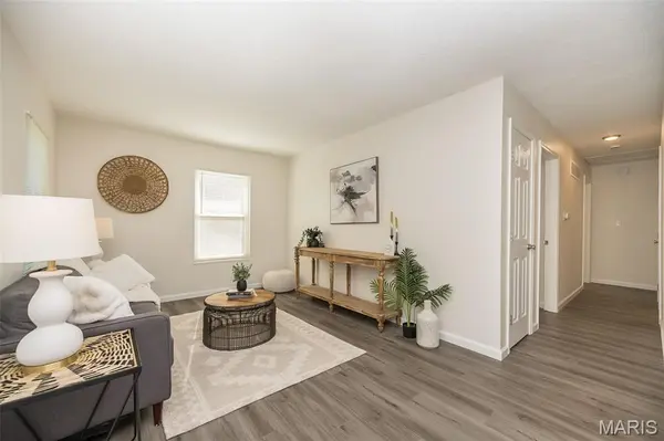 8338 Jefferson, Vinita Park, MO 63114