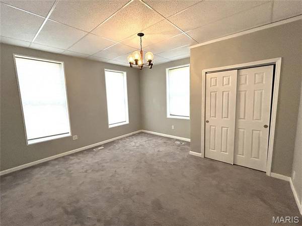 208 S Charles ST, Belleville, IL 62220