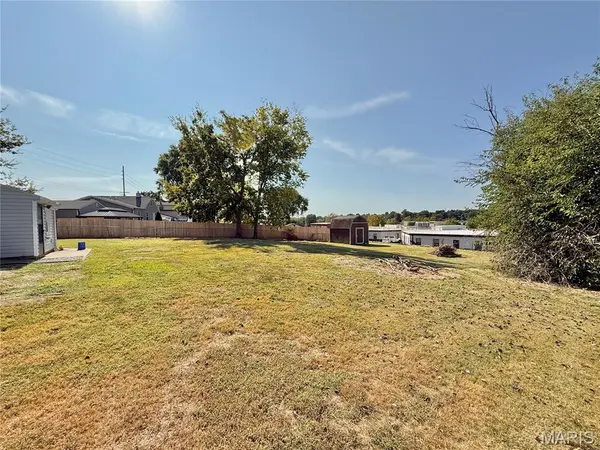 702 Lonedell RD, Arnold, MO 63010