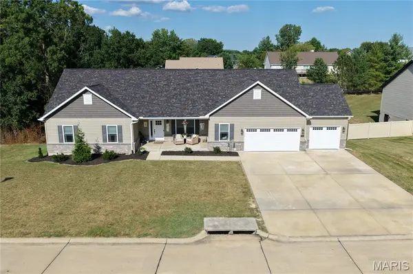 509 Oakbluff CT, Troy, MO 63379