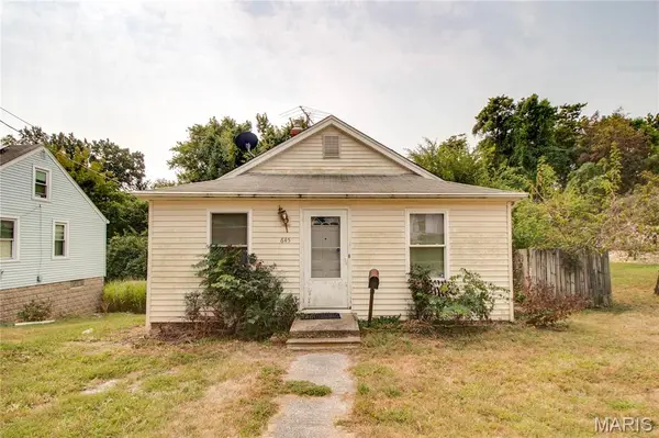 645 Elfgen ST, Alton, IL 62002