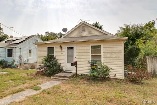 645 Elfgen ST, Alton, IL 62002