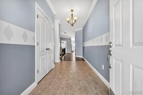 2424 Golden Bear WAY, Wentzville, MO 63385