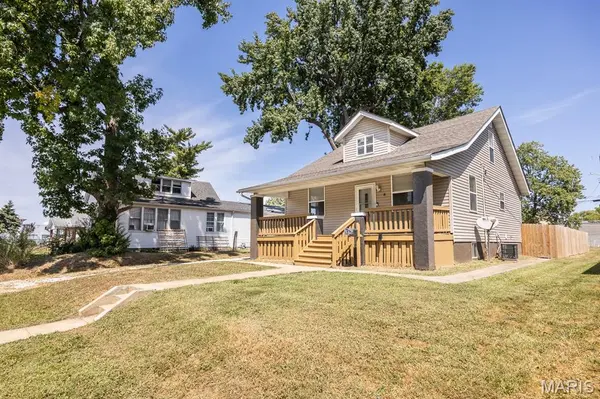 18 Iowa AVE, Belleville, IL 62220